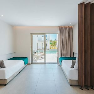 Chambre Familiale Côté Piscine Double